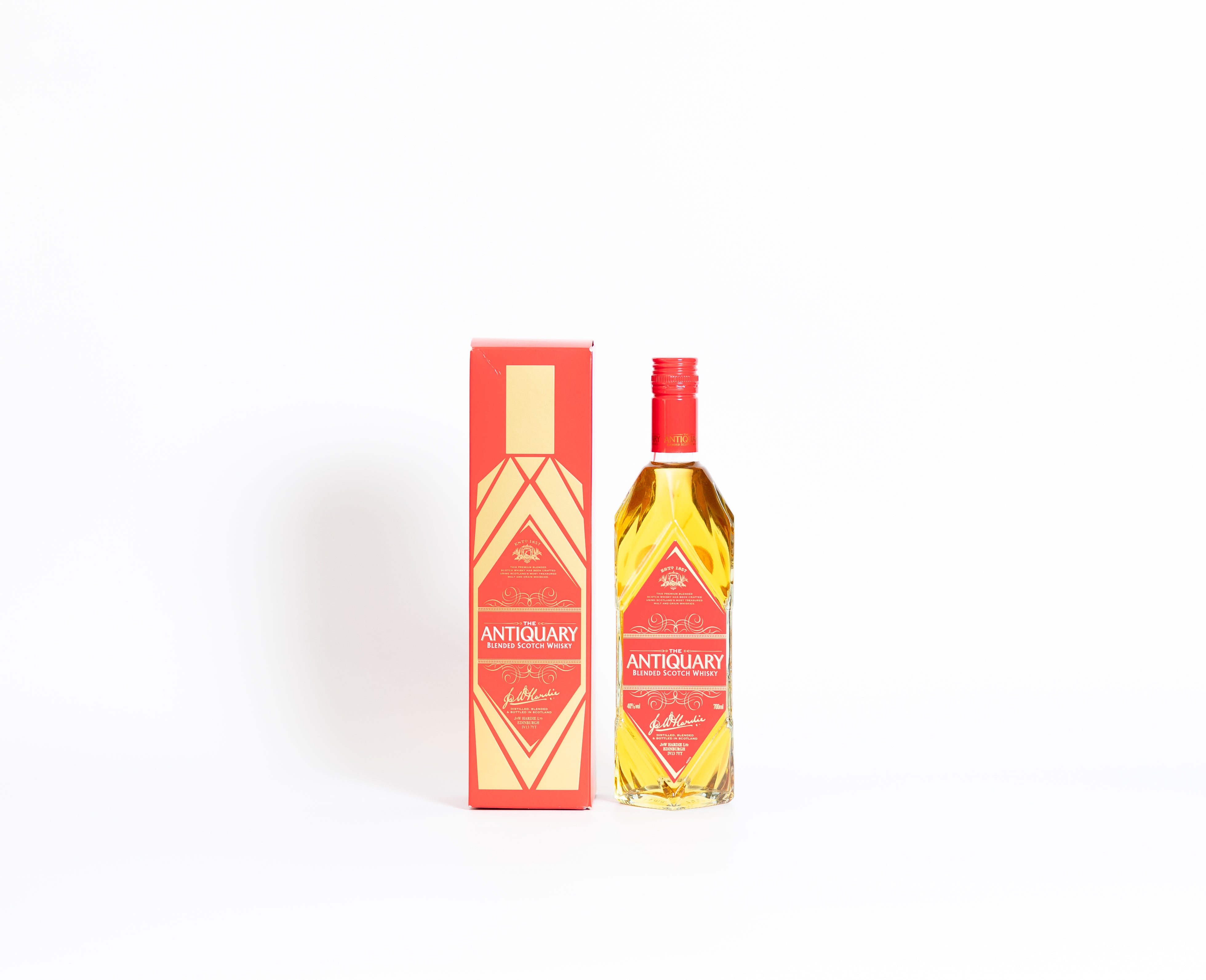 The Antiquary Whisky. Red Label
