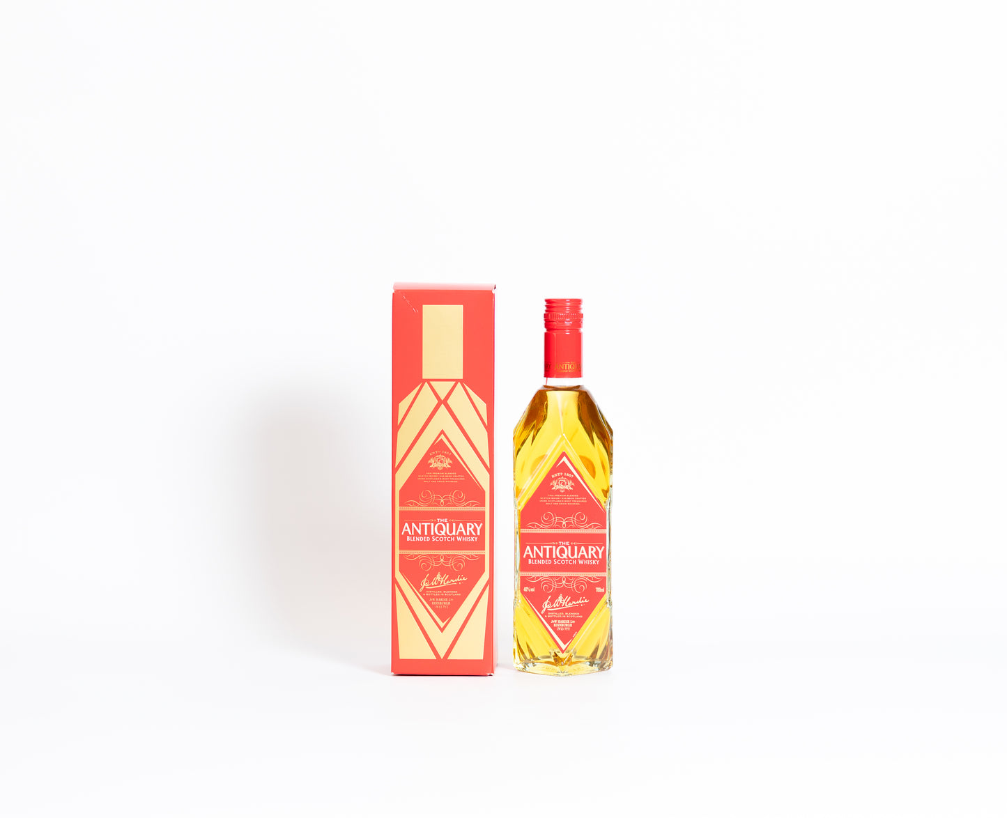 The Antiquary Whisky. Red Label