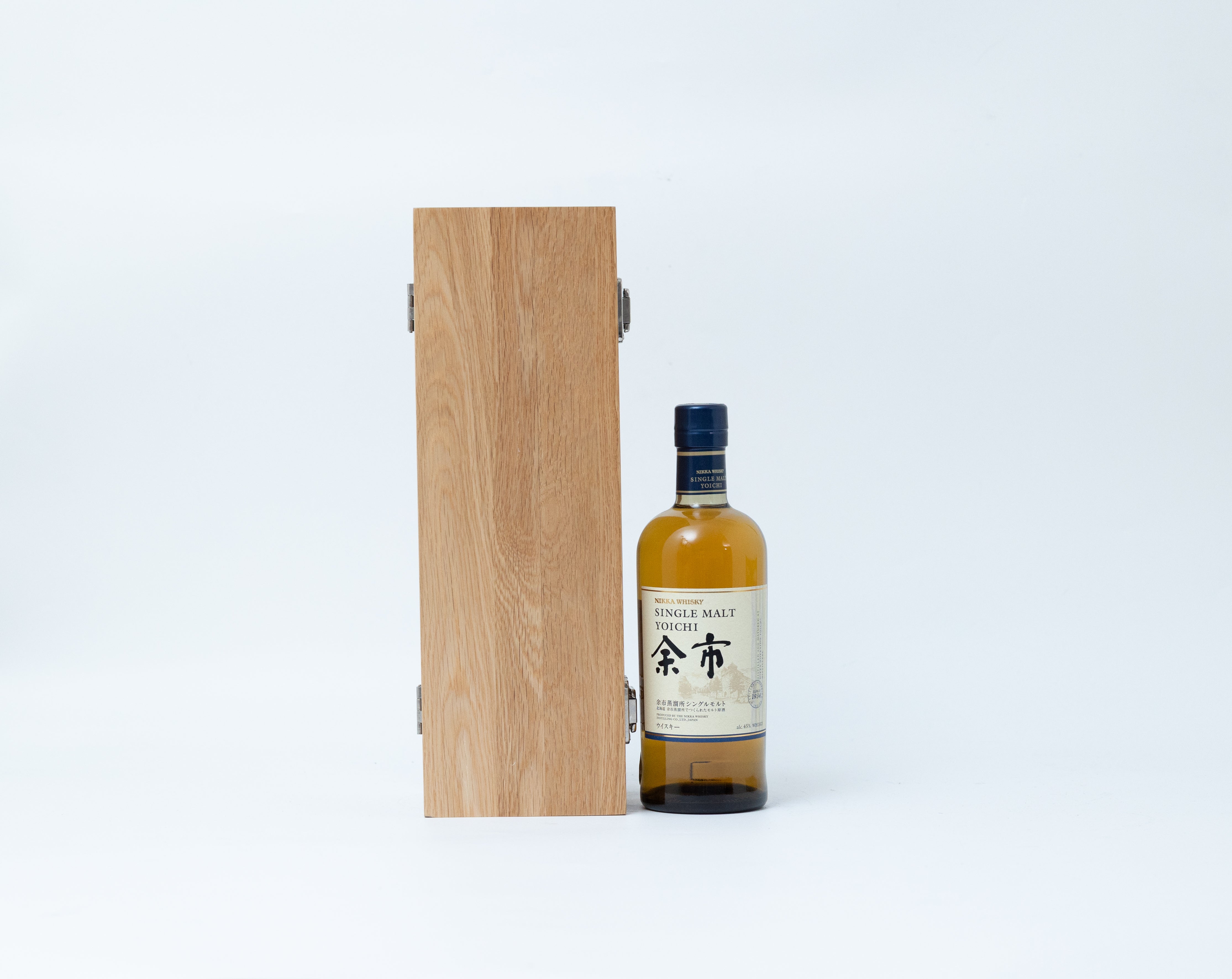 Nikka Yoichi Single Malt – Japanese Whisky, 45% ABV, 70cl, Wooden Box