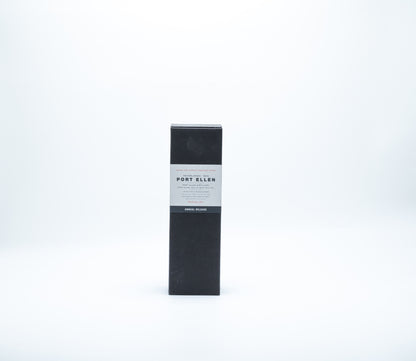 Port Ellen 1979 22 Year Old First Release (2001)Distillery Bottling
70cl / 56.2%