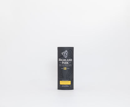 Highland Park 12 Year Old – Islands Single Malt Whisky, 40% ABV, 70cl (Late 2000s Release)