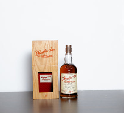 Glenfarclas 1998 Family Cask #1698 / Spring 2017