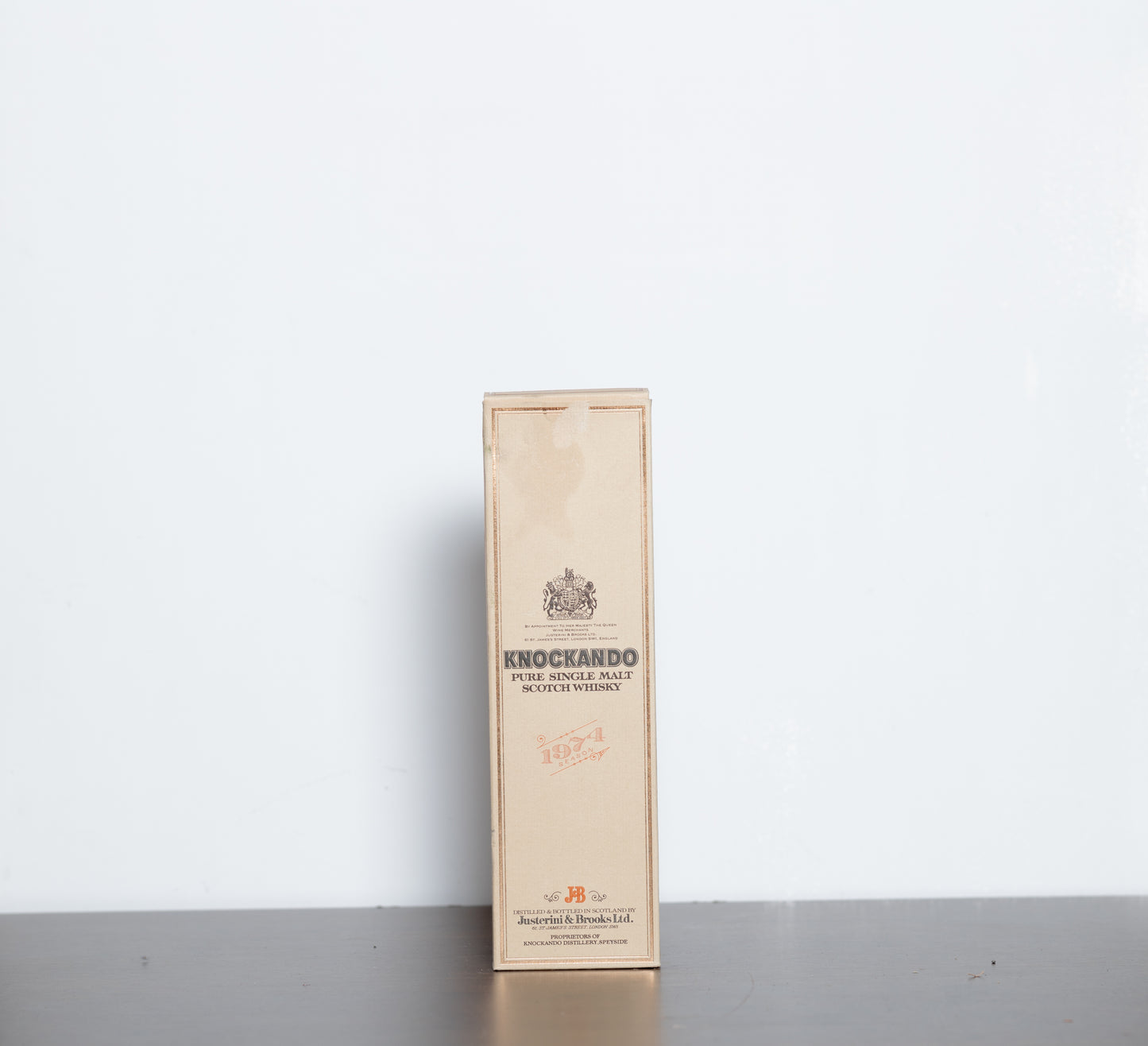 Knockando 1974 “Pure Single Malt” (Justerini & Brooks Bottling, 1986) – Speyside Single Malt Scotch Whisky, 75cl, 43% ABV