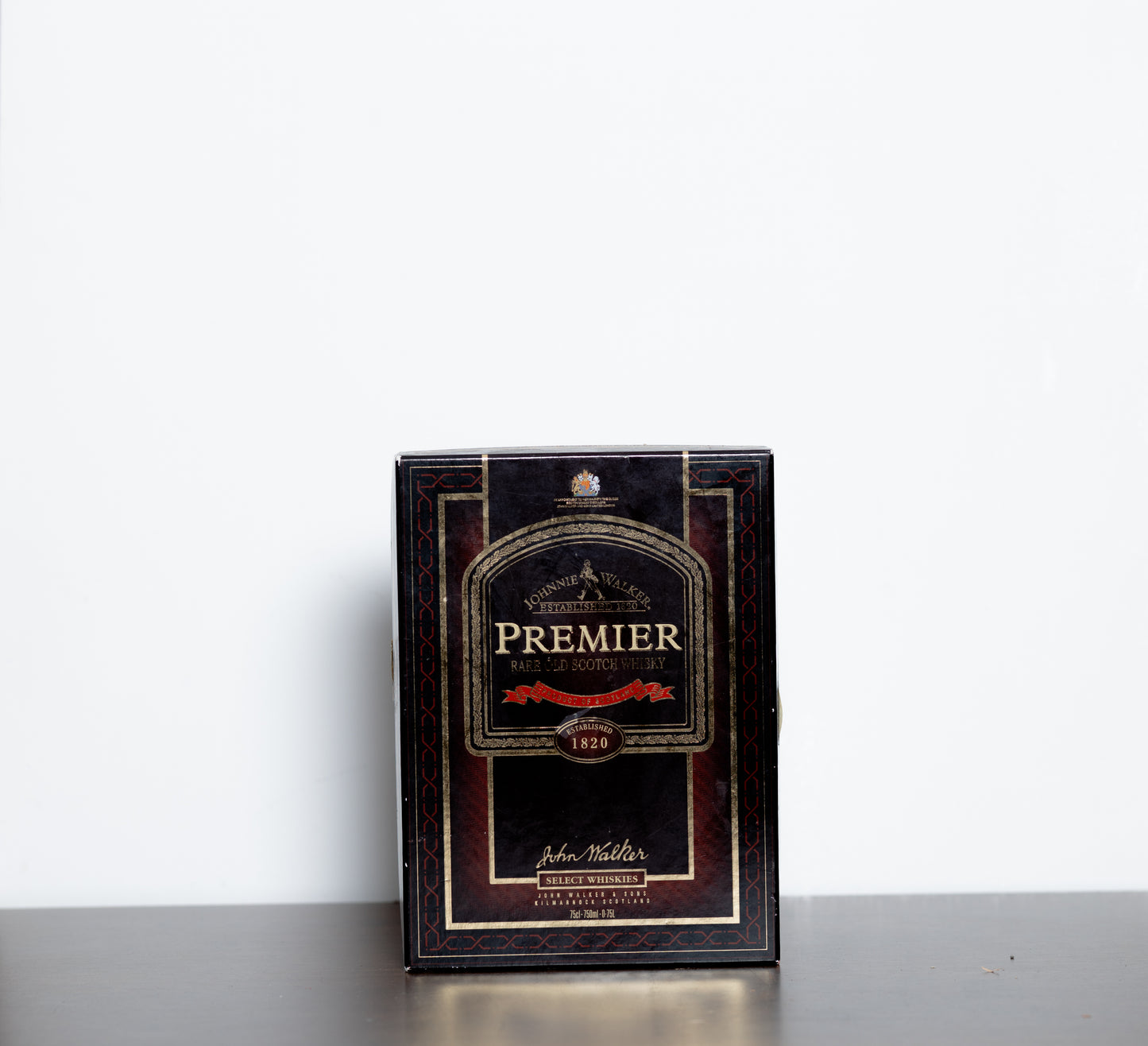 Johnnie Walker Premier Rare Old Scotch Whisky (1980s) – Blended Scotch Whisky, 75cl, 43% ABV (Duty Free Release, Numbered Certificate DB03062)