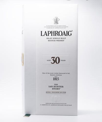 Laphroaig 30 Year Old Ian Hunter Story Volume 2